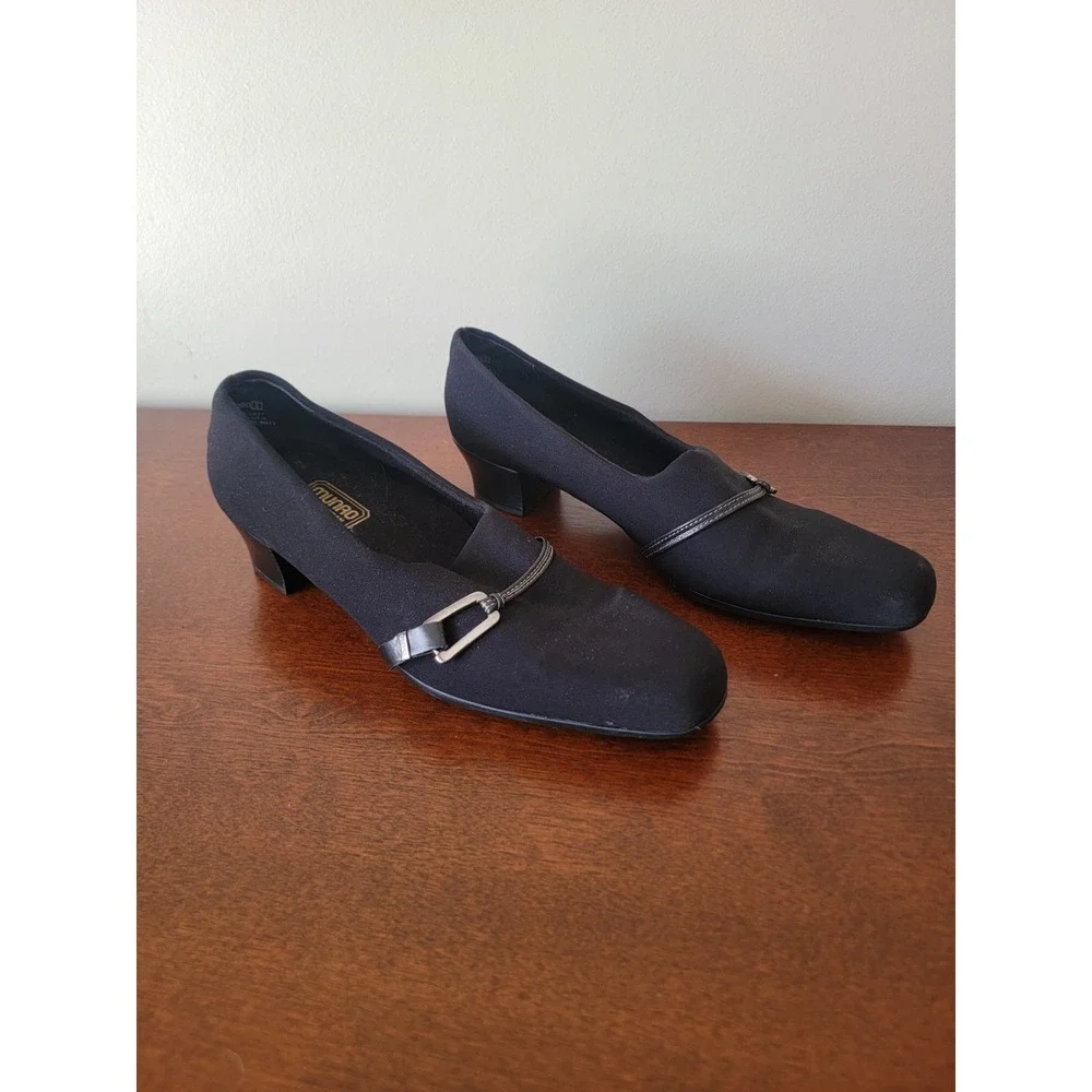 Munro Women's Cindi Black Fabric Comfort Slip On Buckle Block Heel Sz 11M